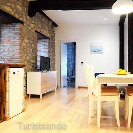 Apartamento Llerandi B: Céntrico y completamente reformado San Vicente De La Barquera Exterior foto