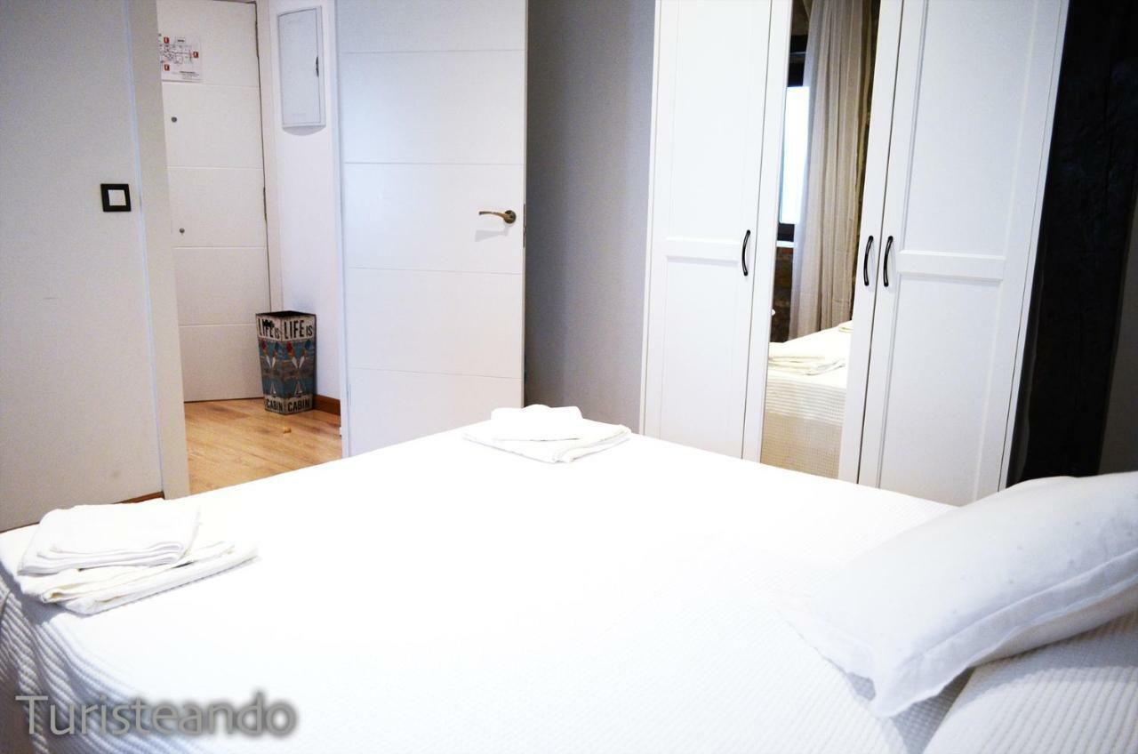 Apartamento Llerandi B: Céntrico y completamente reformado San Vicente De La Barquera Exterior foto